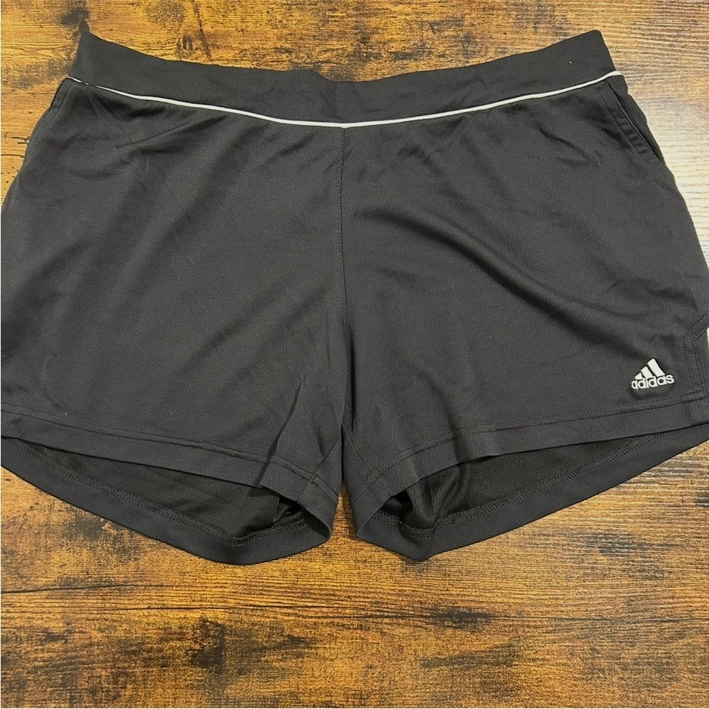 Adidas Women's Athletic Black Shorts Lightweight Performance Large - Picture 2 of 7